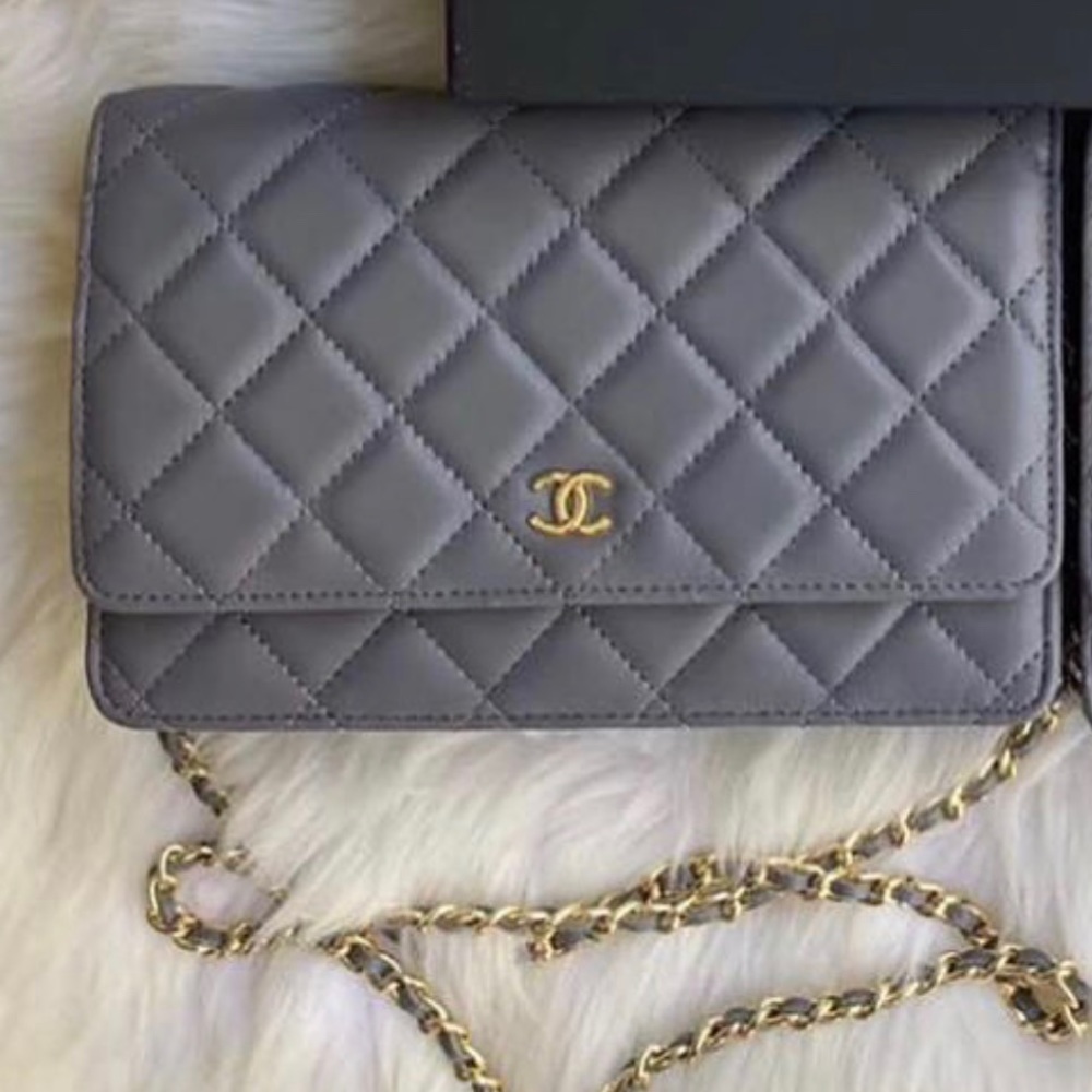 Small Chanel handbag